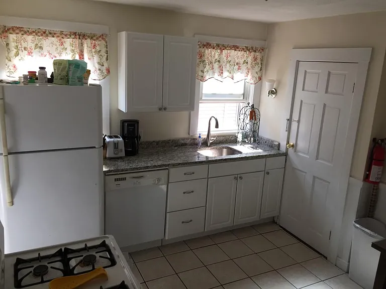 177 Boston Ave #2 — Photo 6