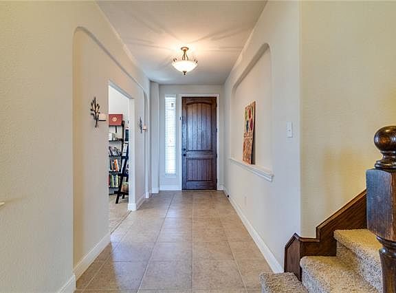 4th image of 8232 Sandhill Crane Dr