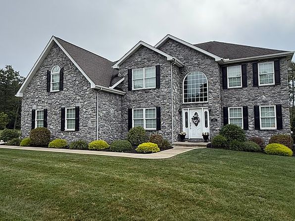 2569 Christine Rd