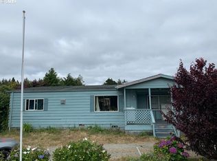 1155 Harlem Ave SE, Bandon, OR 97411