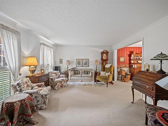 4th image of 28050 Settlers Reserve Way