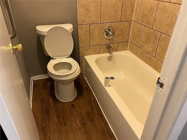 8919 Galewood Dr — Photo 15