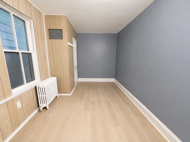 577 Lincoln St — Photo 17