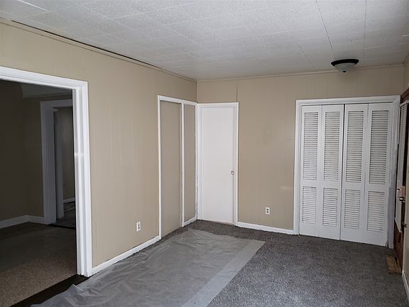 3rd image of 1610 Forest Hill Ave