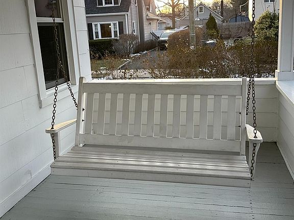 4th image of 29 Plainfield Ave