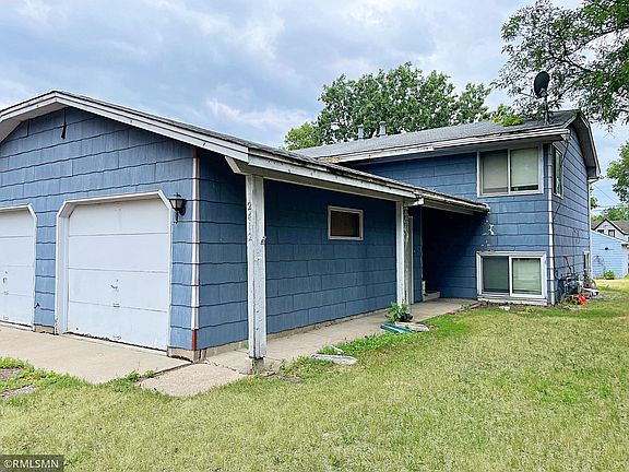 5th image of 2410 Taylor St NE