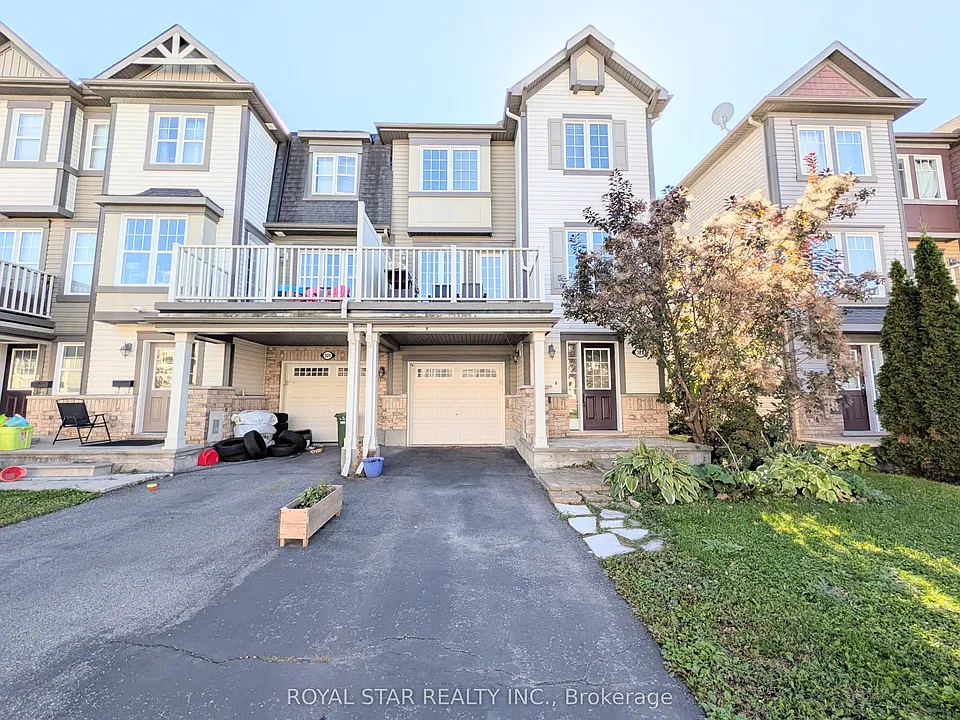 323 Sweet Grass Cir