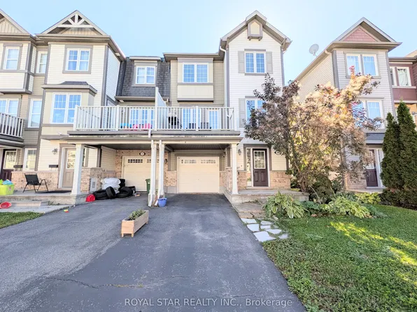323 Sweet Grass Cir, Ottawa, ON K2J 5W9