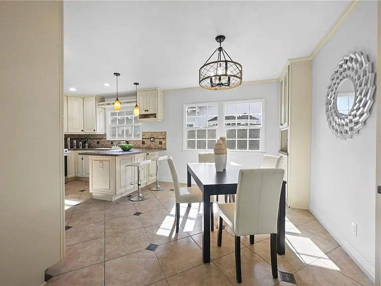 6091 Kimberly Dr — Photo 6