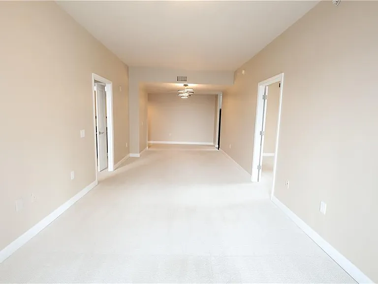 195 14th St NE #1105 — Photo 19