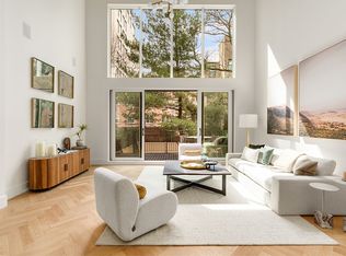54 Saint Marks Pl, Brooklyn, NY