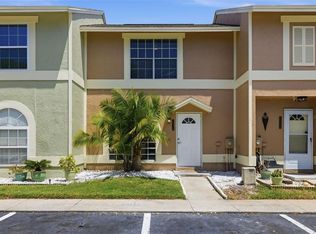1555 Chateaux De Ville Ct, Clearwater, FL 33764