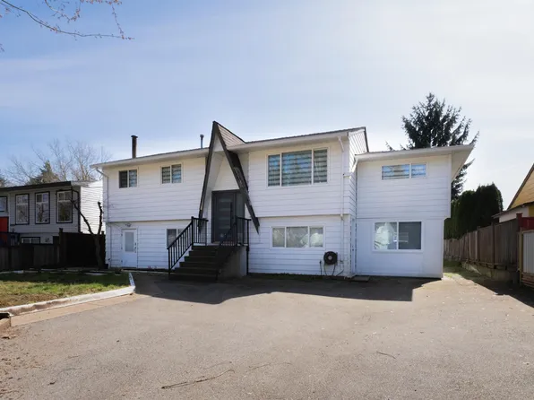 17396 62a Ave, Surrey, BC V3S 5J1