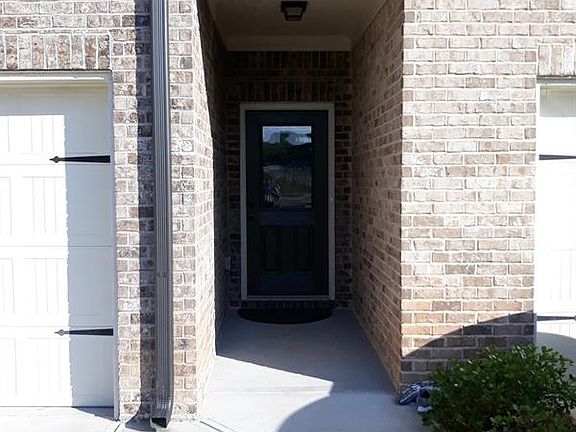 5th image of 271 Green Bridge Ct