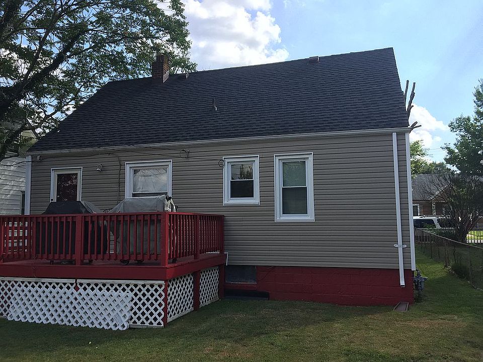 2nd image of 1120 E 16th St
