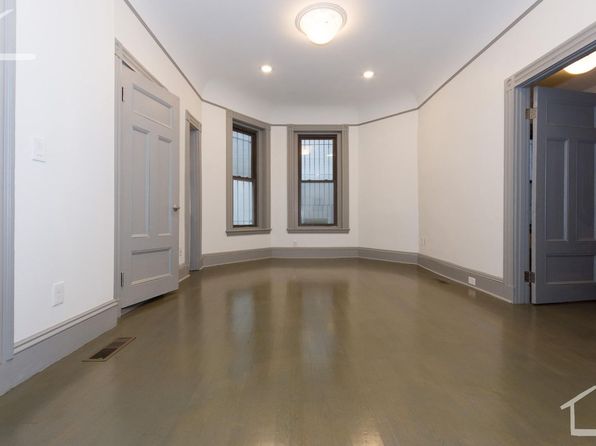 11 Belvidere St APT 4