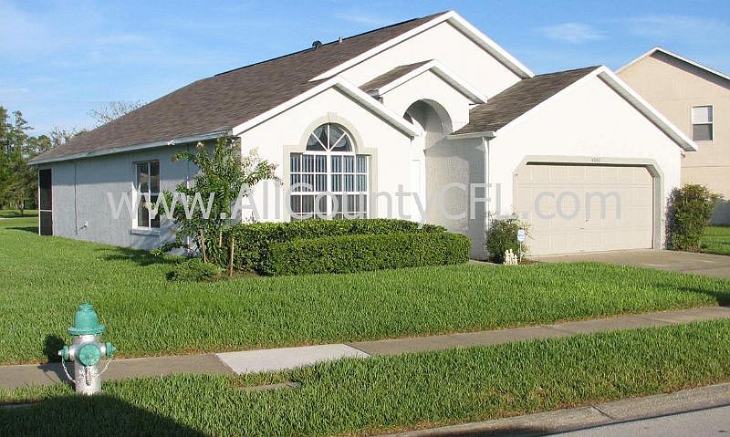 1st image of 4000 King Edward Dr