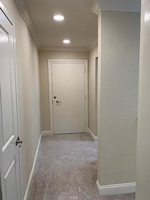 2 bed, 1050 sqft, $2,800 — Photo 3