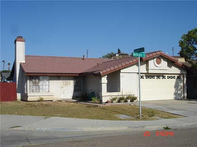 1st image of 525 Bethany St