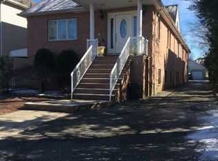 107 Bedell Ave, Staten Island, NY