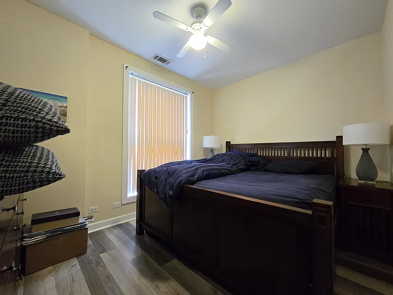 605 W Belmont Ave #203 — Photo 9