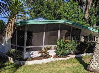 11 Coachmans Ct, Daytona Beach, FL 32119