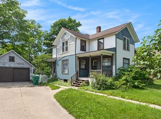 610 East St, Three Rivers, MI 49093