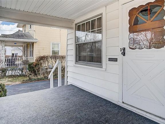 2nd image of 409 Burns Ave