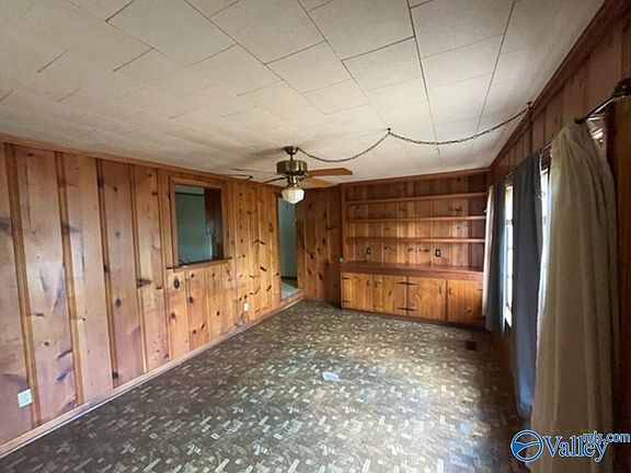 3rd image of 409 Allen Dr