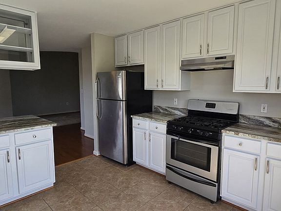 5th image of 110 Watkins Pond Blvd APT 301