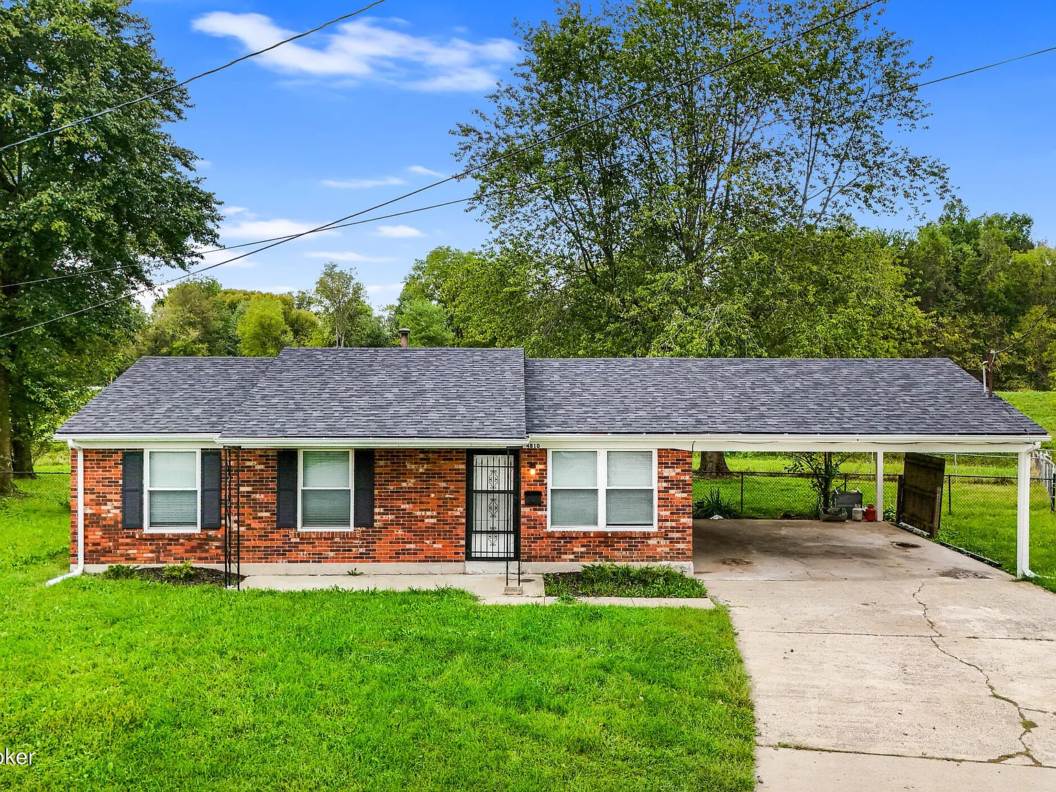 3 bed, 1.0 bath, 925 sqft, $1,650 — Photo 1