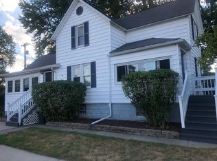 22718 Blackburn St, Saint Clair Shores, MI 48080