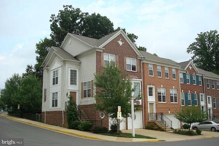 1st image of 9358 Deer Glen Ct