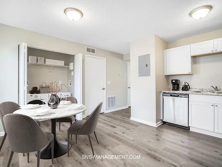 North Pointe Townhomes — Photo 15