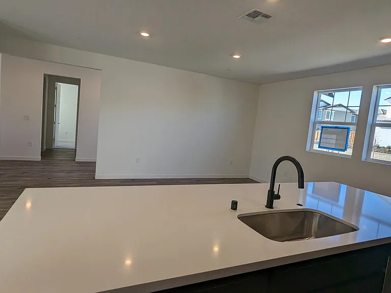 2468 Lake Club Dr — Photo 3