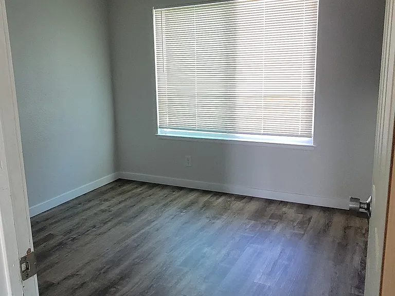 8676 Lynx Rd — Photo 17