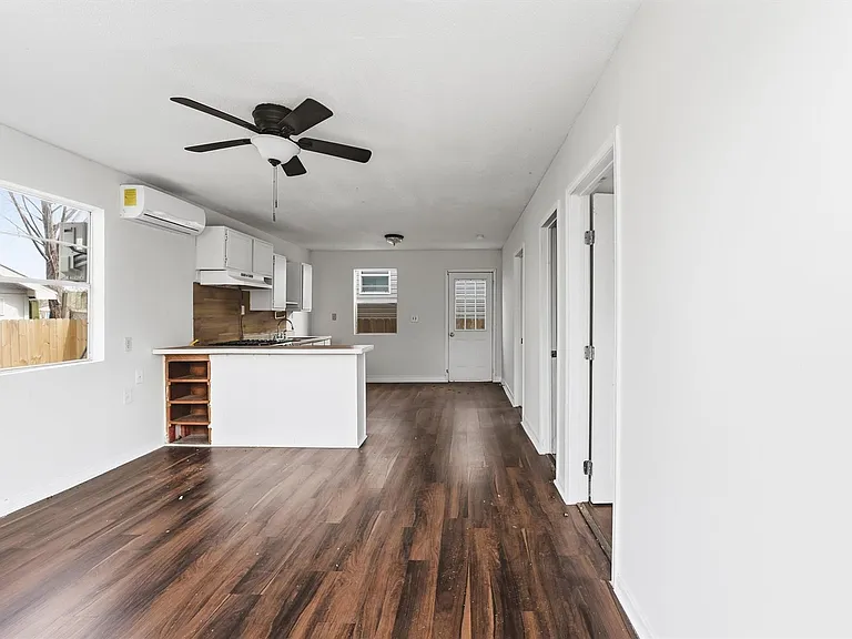 3531 Cedar Hill Ln #2 — Photo 9