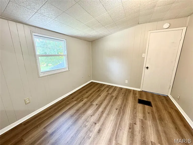 4720 Ruth St — Photo 68