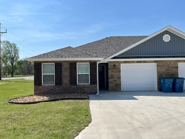 4140 N Saint Louis St, Webb City, MO 64870