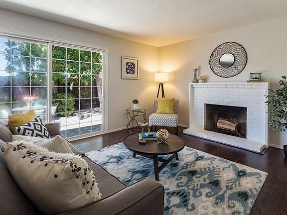 3rd image of 4201 Park Blvd