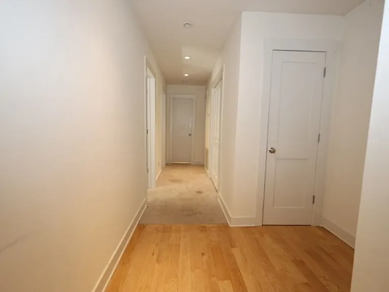 311 Peachtree Hills Ave NE #11C — Photo 9