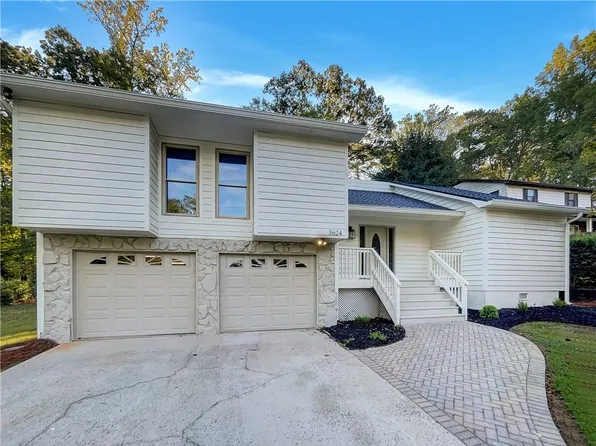 3624 Nessa Ct SE, Smyrna, GA 30082