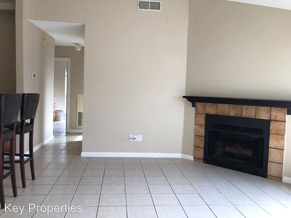 1st image of 210 E Denton Dr
