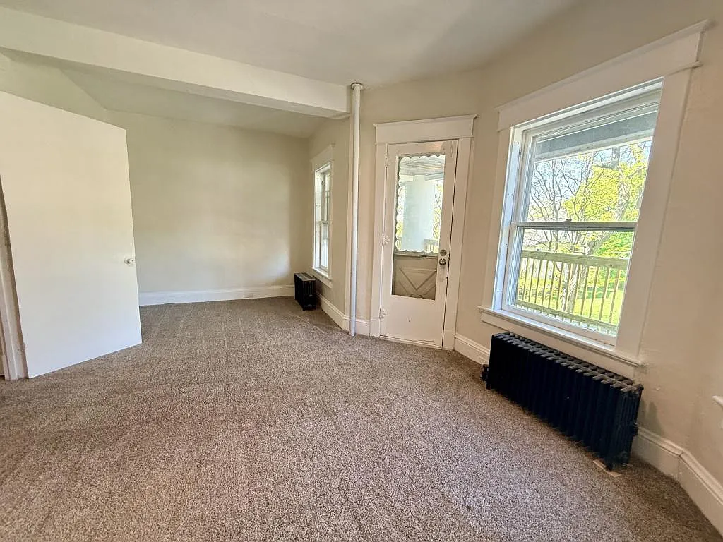 320 Taylor Ave, apt 3 — Photo 4