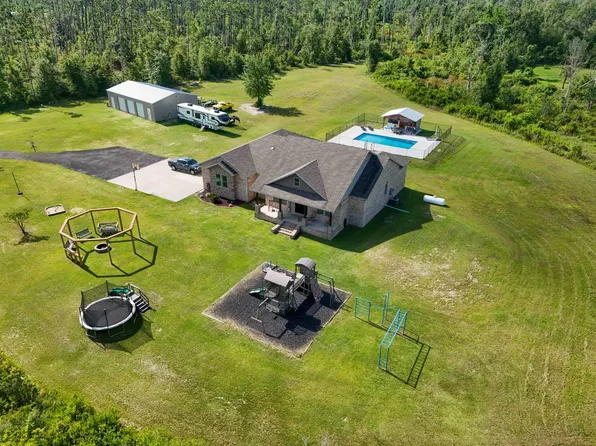 2750 Edwards Rd, Southport, FL 32409