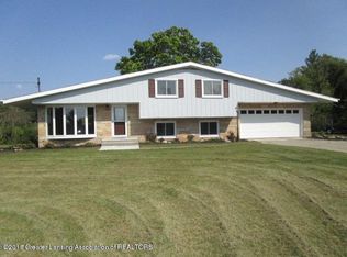 16117 Park Lake Rd, East Lansing, MI 48823