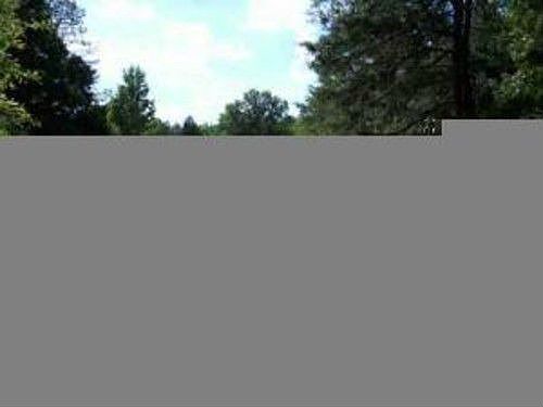 2nd image of 2464 Woodberry Ln