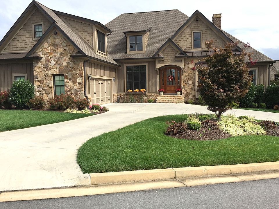1st image of 2076 Sawyers Pond Dr