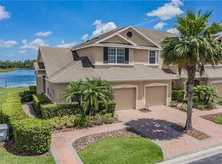 27039 Juniper Bay Dr, Zephyrhills, FL 33544