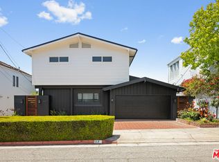 117 Ocean Way, Santa Monica, CA 90402